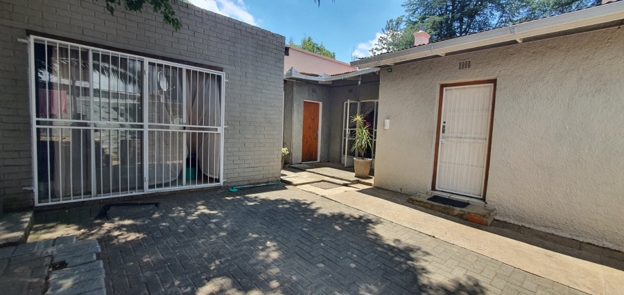 5 Bedroom Property for Sale in Waverley Free State